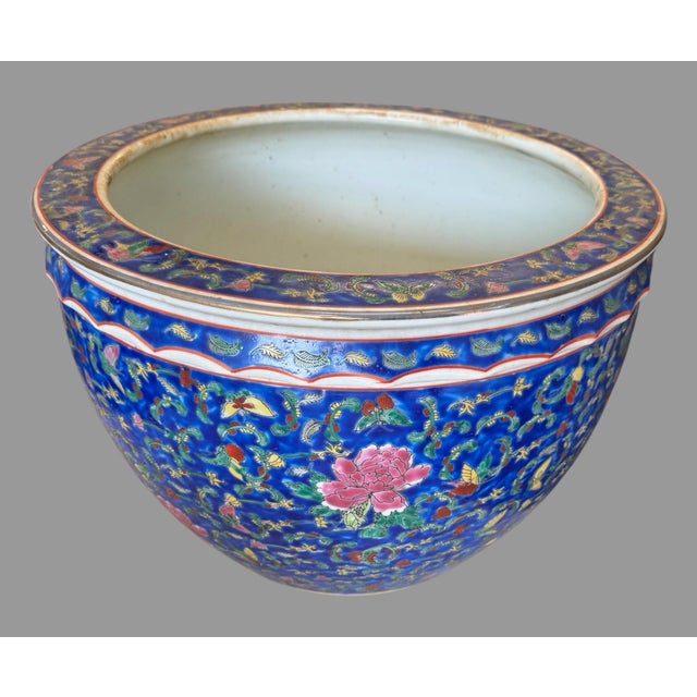 Vintage 12" Chinese Famille Noire Fish Bowl Planter Jardiniere Floral Porcelain For Sale - Image 6 of 6