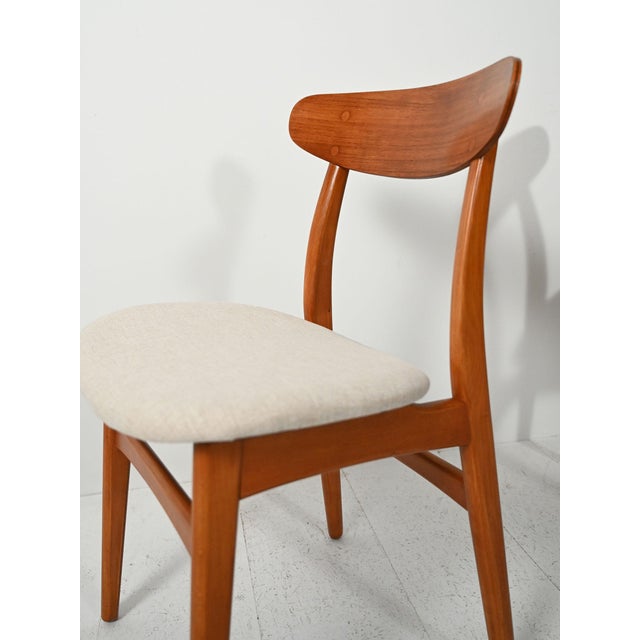 Brown Vintage Scandinavian Chairs with Crescent Backs by Hans J. Wegner, 1960s, Set of 2 For Sale - Image 8 of 11