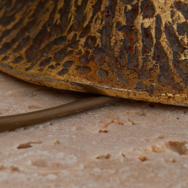 1970s Italian Oxblood Glass + Gilt Metal Table Lamp For Sale - Image 4 of 10
