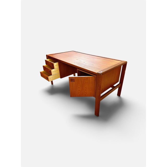 Scandinavian Teak Desk by H.P. Hansen, Denmark, 1960s For Sale - Image 6 of 8