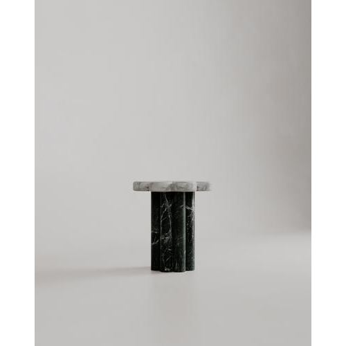 Marbelle Side Table in Green Marble and Brass by Esther Knopfler For Sale - Image 6 of 15