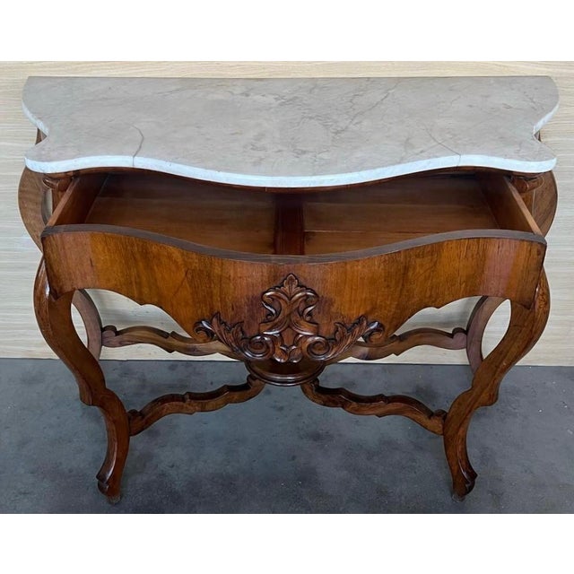 Mid 19th Century French Regency Console Table in Carved Walnut with drawer and Marble Top For Sale - Image 9 of 18