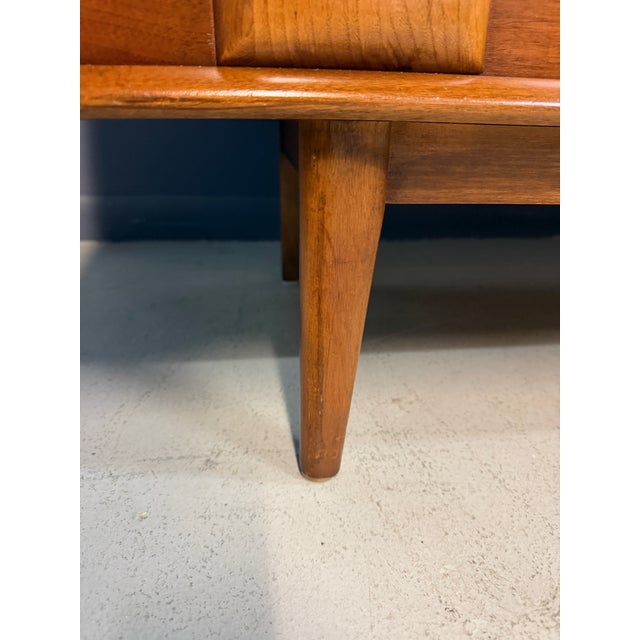 Lane Summit Mid Century Modern 9 Drawer Dresser, Walnut Lowboy With Burl Inserts For Sale - Image 12 of 13