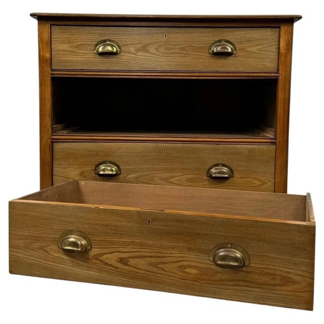 Antique English Ash Chest of Drawers, 1900s For Sale - Image 3 of 12