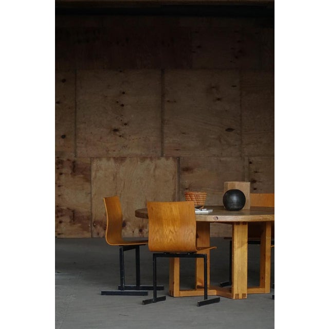 Mid-Century Swedish Round Pine Dining Table by Roland Wilhelmsson, 1960s For Sale - Image 3 of 18