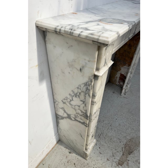 Louis XVI Style Fireplace in White Carrara Veined Marble, 19th Century For Sale - Image 6 of 16