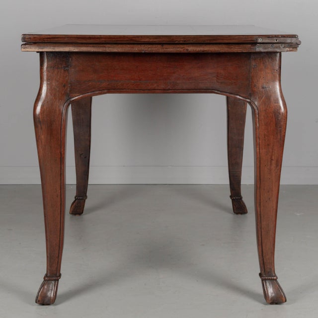 19th Century 19th Century Italian Portefeuille Walnut Dining Table For Sale - Image 5 of 17