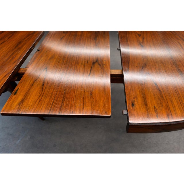 Extendable Rosewood Dining Table by Jorge Jabour, Brazilian Modern, 1950s For Sale In New York - Image 6 of 13