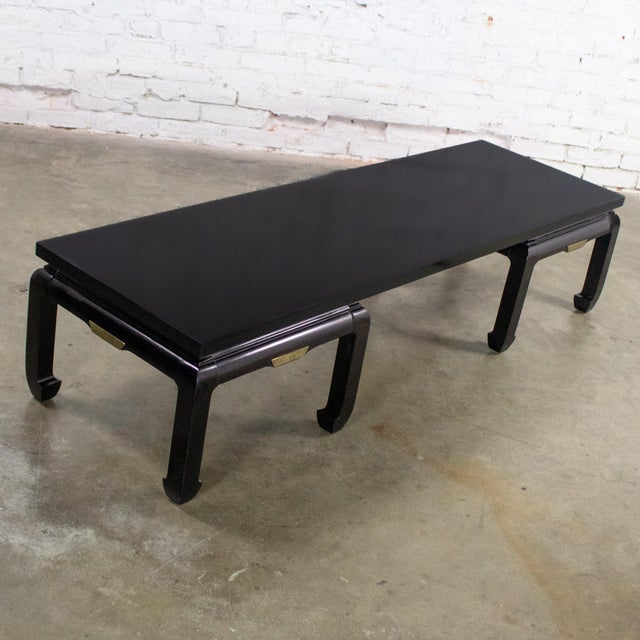 Mid-20th Century Double Ming Style Base Coffee Table Chow Legs Black Painted Style of Baker For Sale - Image 4 of 18