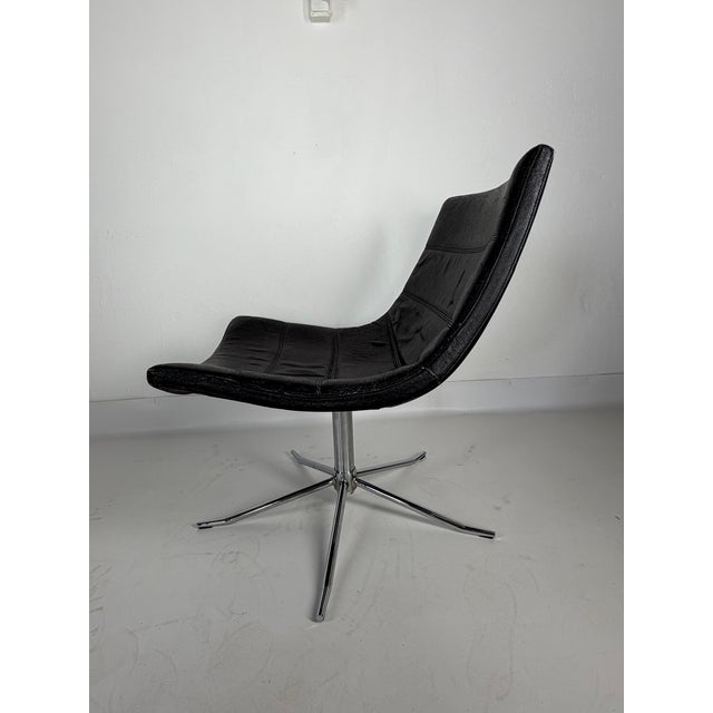 1980s Vintage Swivel Leather Lounge Chair in Chrome and Genuine Leather, 1980s For Sale - Image 5 of 8