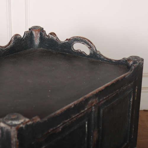 18th Century English Bedside Cabinet For Sale - Image 10 of 11