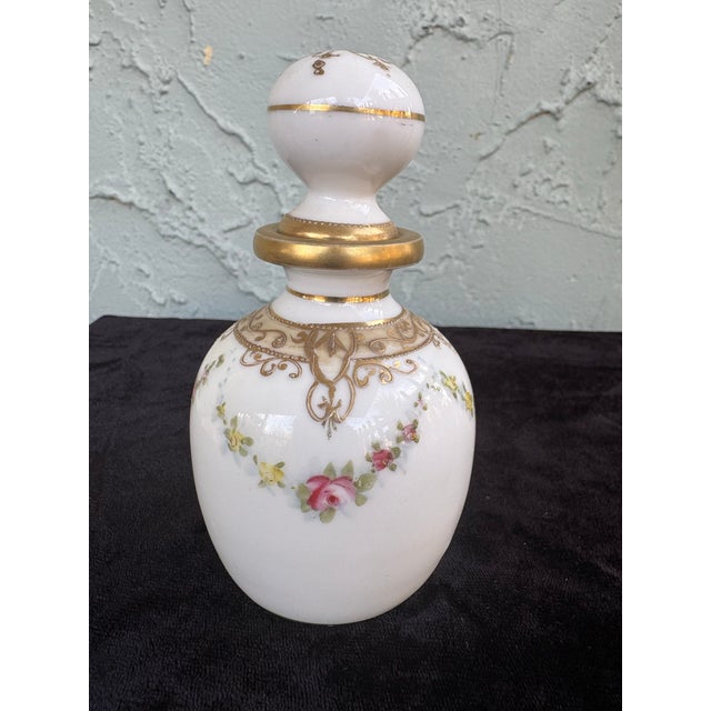 Antique Hand-Painted Nippon Porcelain Perfume Bottle With Raised Gilt & Floral Garland – Circa 1900 For Sale In Orlando - Image 6 of 9