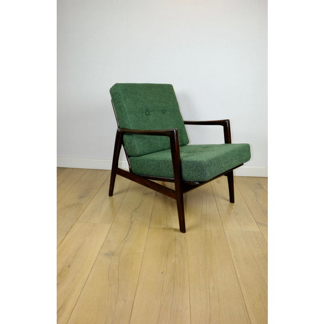 Green Vintage PRL Lounge Chair in Green Boucle, 1970s For Sale - Image 8 of 12