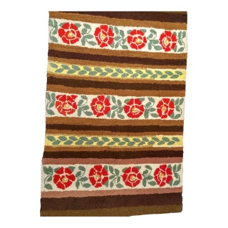 Vintage Hand-Hooked Rug, Banded Floral Pattern, American Folk Art, 3x4 For Sale