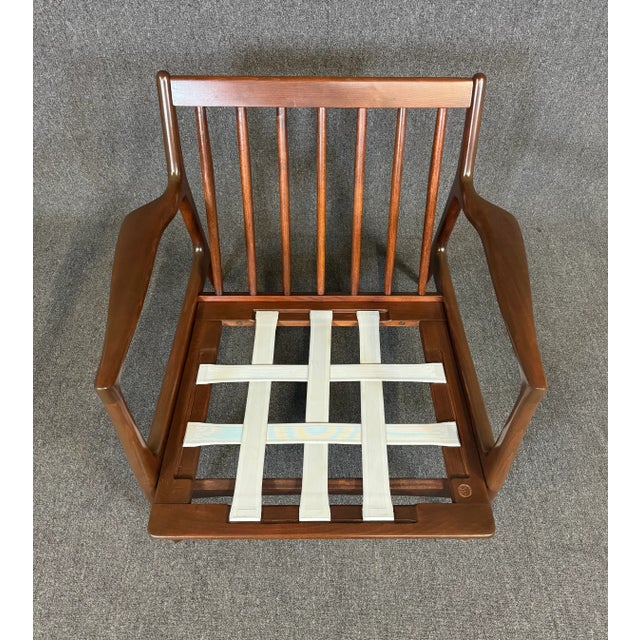 Vintage Danish Mid Century Modern Lounge Chair by Kofod Larsen for Selig For Sale - Image 10 of 10