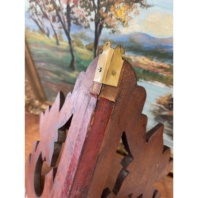 Vintage Ornate Hand Carved Wooden Corner Hanging Shelf With Leaf Motif For Sale In Seattle - Image 6 of 9