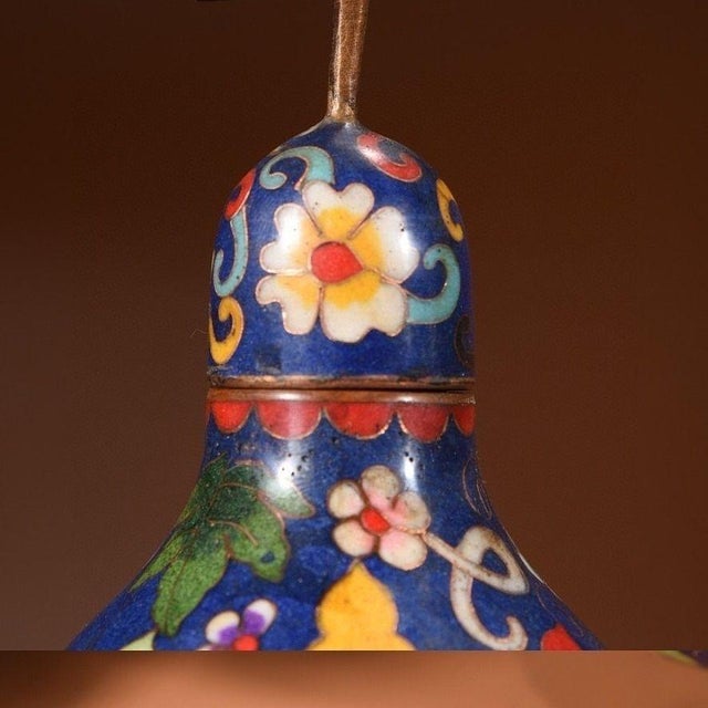 Pair of Vintage Cloisonné Enamel Double-Gourd Vases – Fu Lu Shuang Quan For Sale - Image 9 of 9