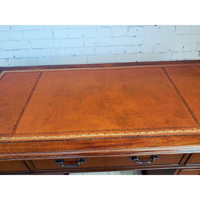 Antique Twin Pedestal Desk in Mahogany with Leather Top, 1980s For Sale - Image 11 of 18