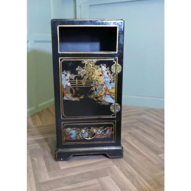 Chinoiserie Bedside Cupboard, 1960 For Sale - Image 6 of 8
