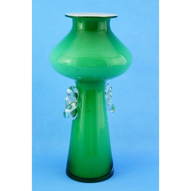 Vintage Green Glass Vase by Jerzy Sluczan-Orkusz for Tarnowiec Glassworks, 1980s For Sale - Image 4 of 18