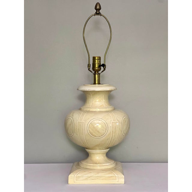 1970s Jean Roger Style Ivory White Lacquered Wood Urn Table Lamps For Sale In Philadelphia - Image 6 of 11