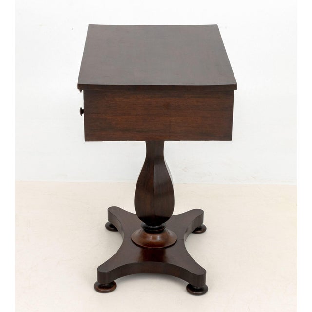 William IV Rosewood Work Table, Early 19th Century For Sale In New York - Image 6 of 7