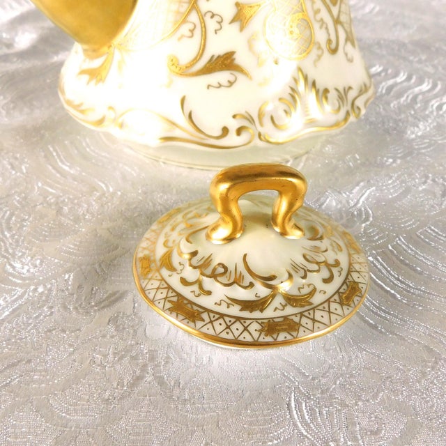 Late 18th Century Tressemanes and Vogt Limoges Chocolate Pot With Raised Gold Trim For Sale In San Francisco - Image 6 of 16