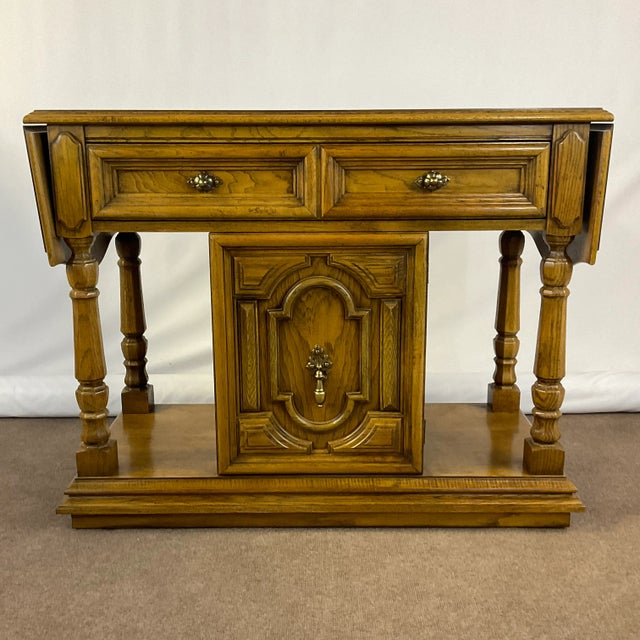 Camel Mid-Century Farmhouse Arts & Crafts Thomasville Sideboard Server With Drop Leaf Extensions For Sale - Image 8 of 12