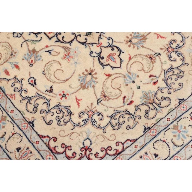 Kashan Rug in Virgin Wool For Sale - Image 6 of 11