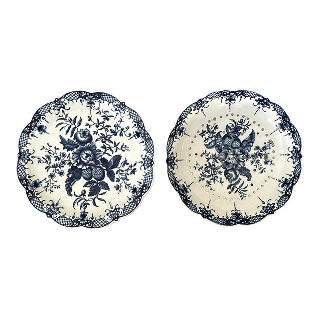 18th Century First Period Worcester Porcelain "Pine Cone" Cress Strainer Set For Sale