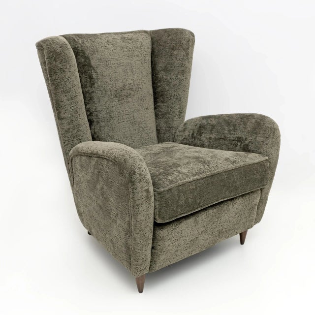 Wood Mid-Century Italian Modern Walnut and Boucle Armchair by Paolo Buffa, 1950s For Sale - Image 7 of 7