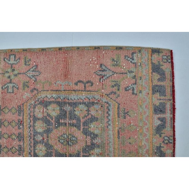 1950s Long Pastel Turkish Rug, Minimalist Runner for Hallway or Entryway For Sale In Phoenix - Image 6 of 10