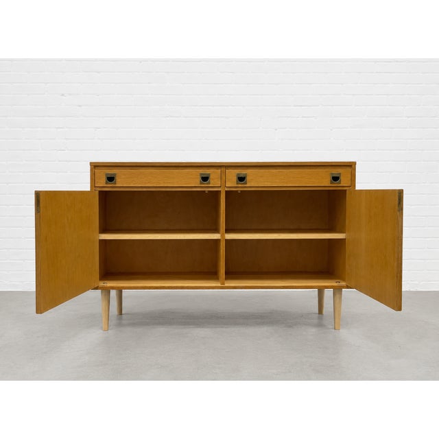 Mid Century Modern Oak Jr. Credenza | Danish Storage | Entryway Cabinet, Circa 1960's For Sale In New York - Image 6 of 13