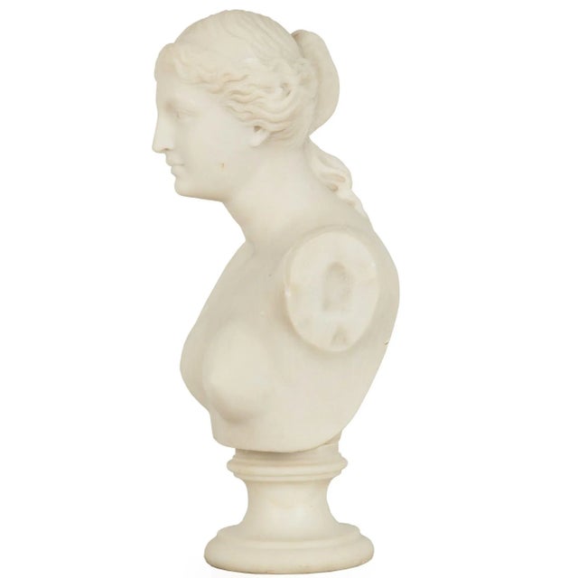 Italian Grand Tour Carved Alabaster Bust of Venus of Milo, 20th Century For Sale - Image 6 of 18