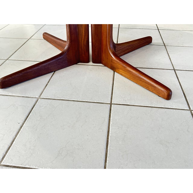 Scandinavian Extendable Dining Table in Teak attributed to Niels Otto (N. O.) Møller for CS Mobelfabrik, Denmark, 1960 For Sale - Image 15 of 18