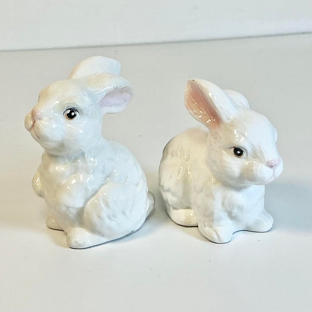 1950s 1950s Vintage Boho Chic Arts & Crafts Ceramic Bunny Figural - A Pair, Easter. For Sale - Image 5 of 15