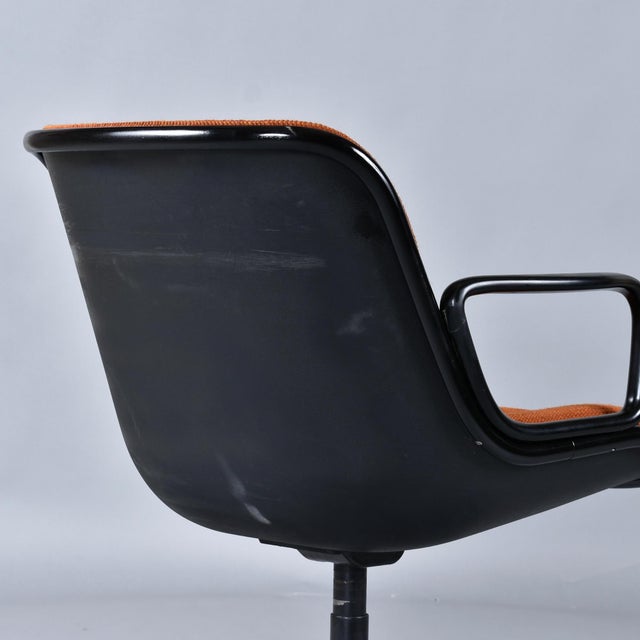 1970s Charles Pollack for Knoll Burnt Orange Executive Chair For Sale - Image 5 of 15