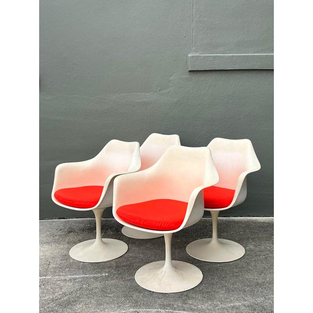 Vintage MCM Saarinen for Knoll Tulip Swivel Dining Chairs - Set of Four For Sale In West Palm - Image 6 of 10