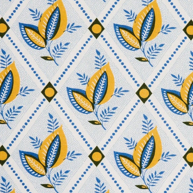Traditional Sample - Schumacher Basile Trellis Fabric in Yellow & Blue For Sale - Image 3 of 4