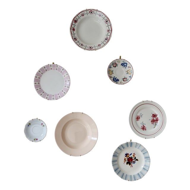 Wall Plates in Pink Earthenware, 1950s, Set of 7 For Sale