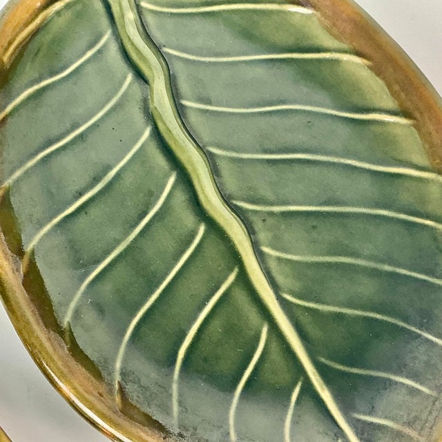 1990s Vintage Coastal Boho Chic Trompe L’Oeil Banana Leaf Earthenware Serving Dishes - Set of 3 For Sale - Image 10 of 14