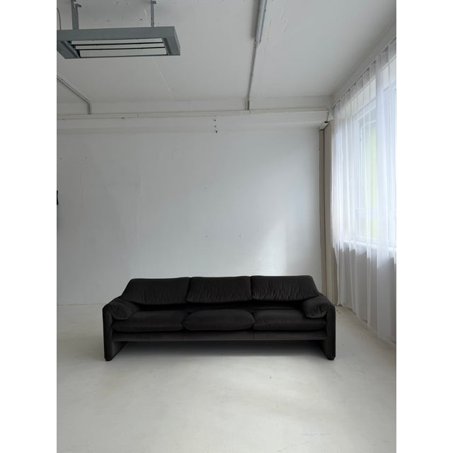 Maralunga 3-Seater Sofa by Vico Magistretti for Cassina, 1970s For Sale - Image 9 of 18