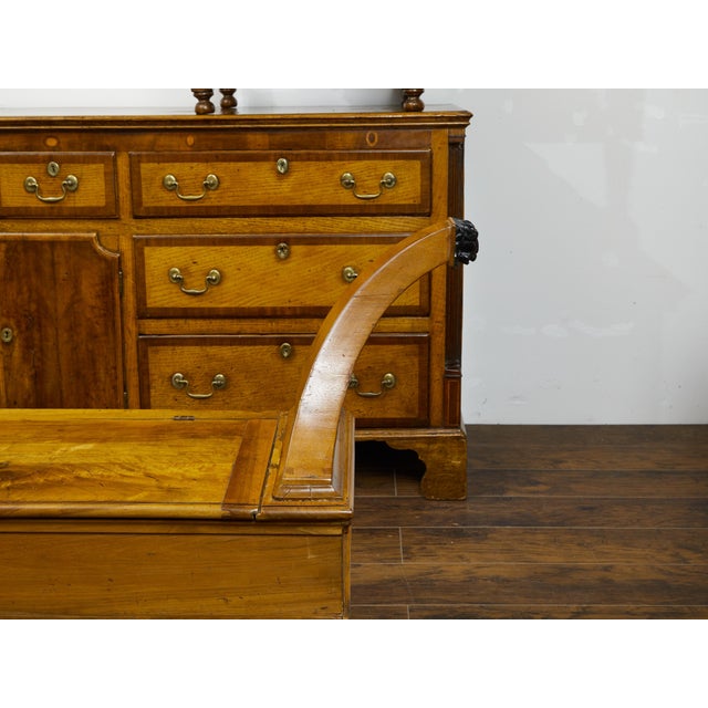 French 1820s Restauration Walnut Bench with Lift-Top Seat and Curving Arms For Sale In Atlanta - Image 6 of 12