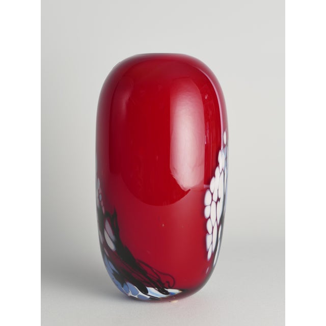 Art Glass Cherry Red Vase by Mikael Axenbrant, Sweden, 1990s For Sale - Image 6 of 18