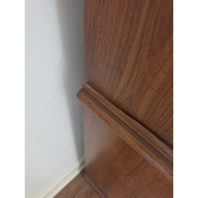 1900 - 1909 1900-1909 Georgian Style Mahogany Breakfront - Display Hutch For Sale - Image 5 of 11