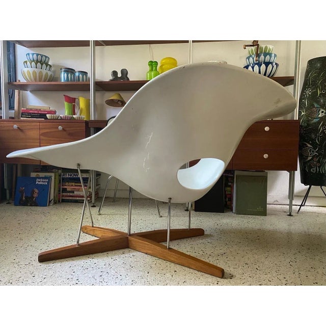 Eames Vintage 1990s Eames La Chaise Lounge Chair For Sale - Image 4 of 7