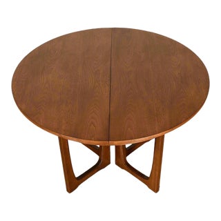 1960s Broyhill Emphasis Dining Table For Sale
