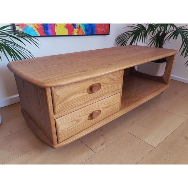 Mid-Century Modern Minerva Coffee Table in Elm by Lucian Ercolani for Ercol, 1990s For Sale - Image 9 of 18