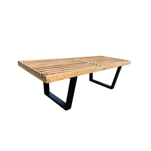 Mid-Century Modern Mid 20th Century Vintage Herman Miller Nelson Platform Bench in Natural Maple For Sale - Image 3 of 12