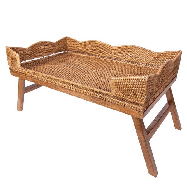 Coastal Artifacts Rattan Scallop Design Breakfast Tray with Wooden Legs, Honey Brown For Sale - Image 3 of 5